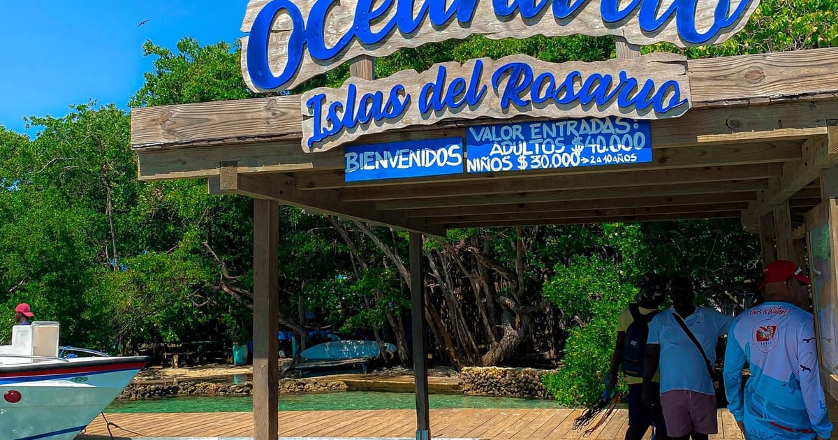 Cartagena: Excursión a las 5 Islas del Rosario con Snorkel y Almuerzo