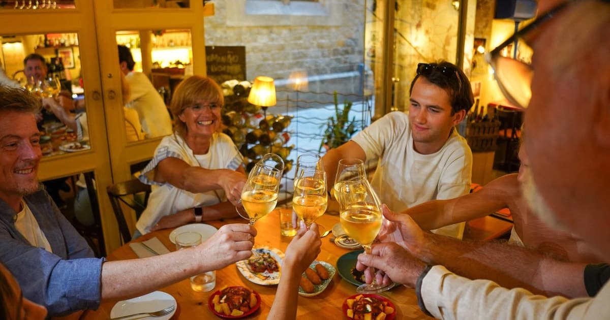 Barcelona Tapas and Wine Experience Small-Group Walking Tour