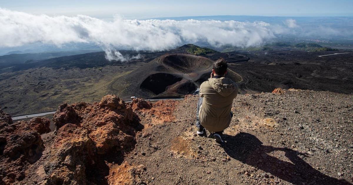 Catania: excursión matutina al Etna con degustación y recogida