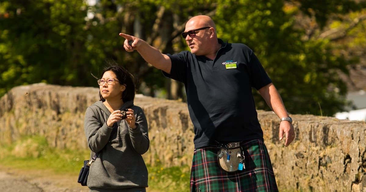 Rosslyn Chapel, Stirling Castle & Dunfermline Abbey Tour