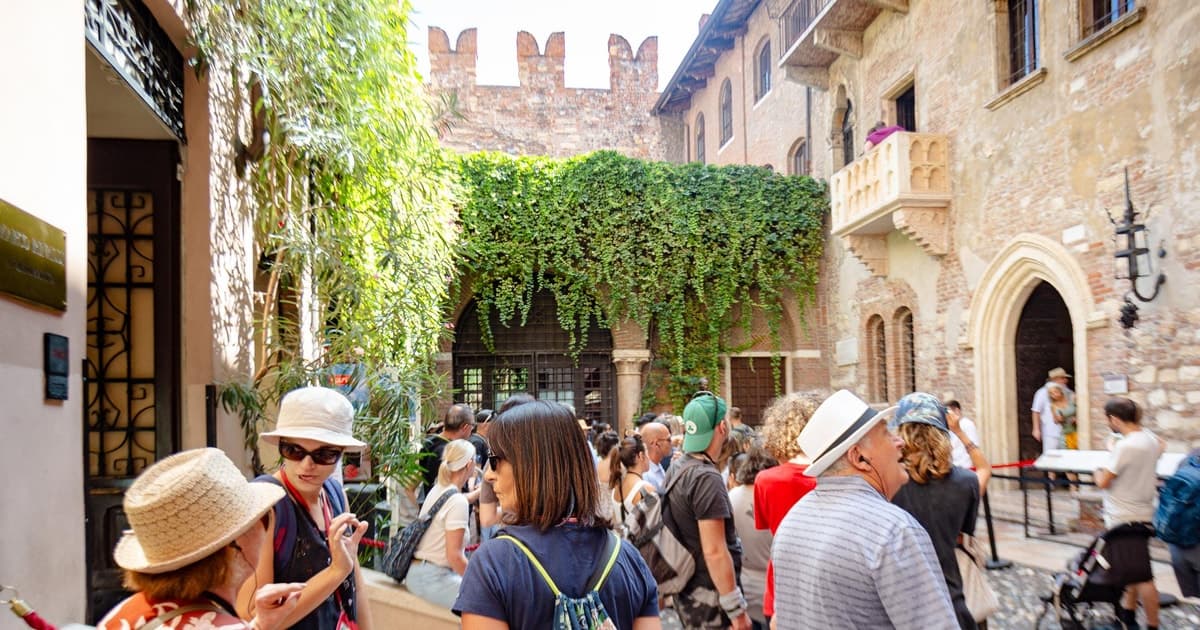 Verona: Lo mejor de la ciudad y tour a pie por la comida callejera