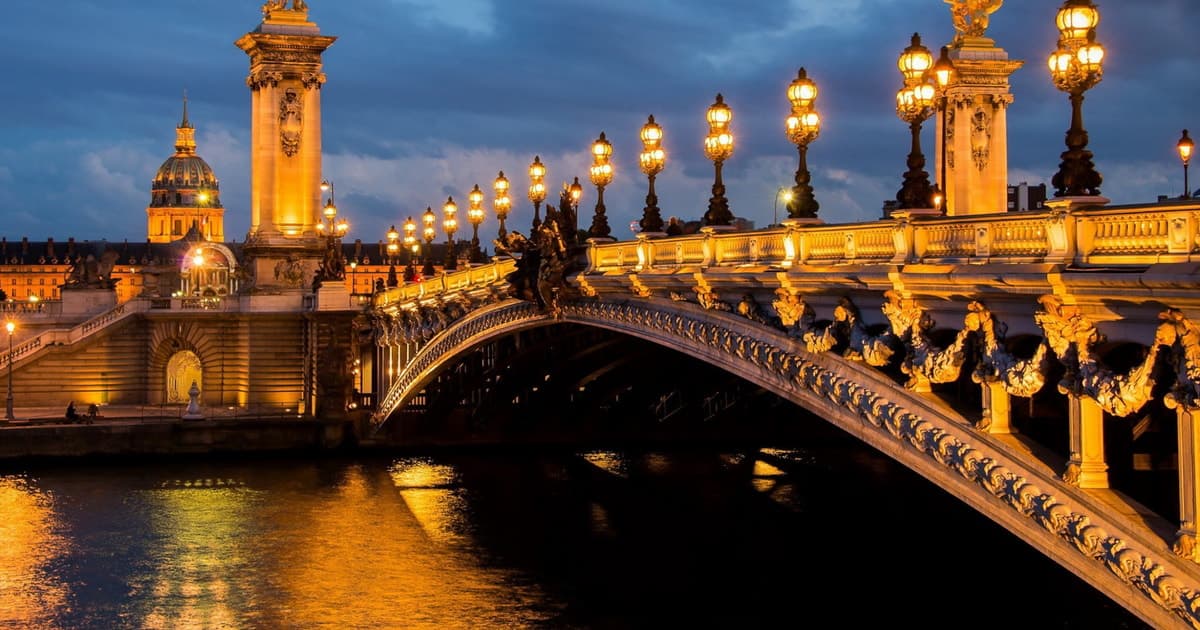 Tour nocturno por París y crucero por el río Sena (opcional)