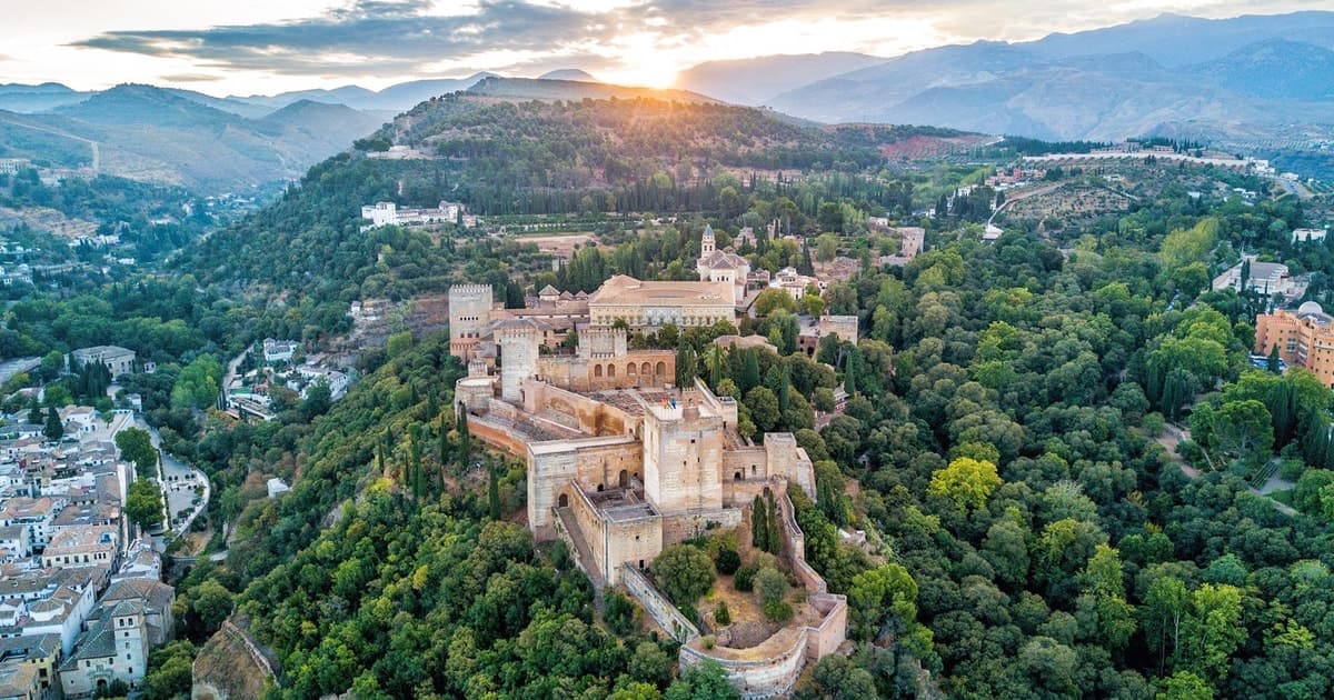 Granada: tour por la Alhambra y los Palacios Nazaríes con entradas