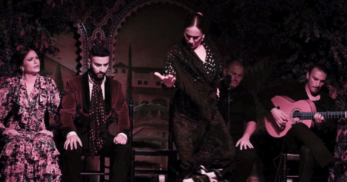 Madrid: Visita al Palacio Real, Espectáculo Flamenco y Tapas con Bebida