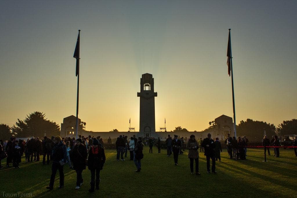 Paris: Anzac Day Day Tour to Villers Bretonneux