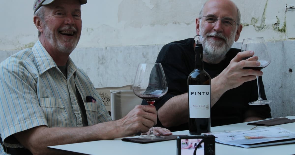Recorrido privado a pie por los vinos y la gastronomía de Lisboa