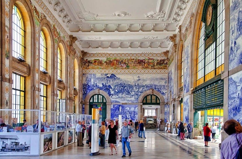 Combo: Tour de medio día por la ciudad de Oporto y tour de medio día por Aveiro