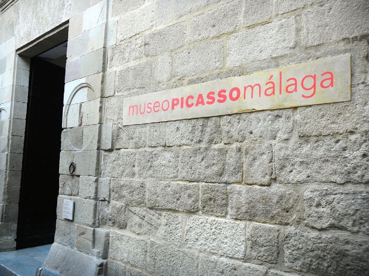 Málaga: Visita guiada privada de 2 horas al Museo Picasso