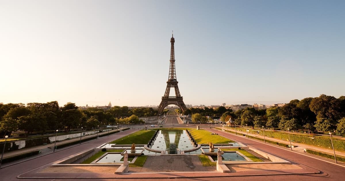 Welcome to Paris Day Trip from London via Train