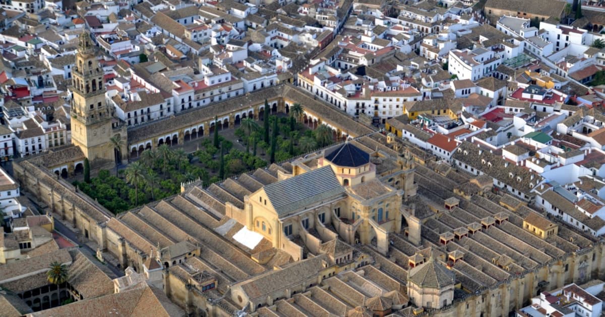 Desde Granada: excursión de 1 día a Córdoba con visita guiada a la mezquita