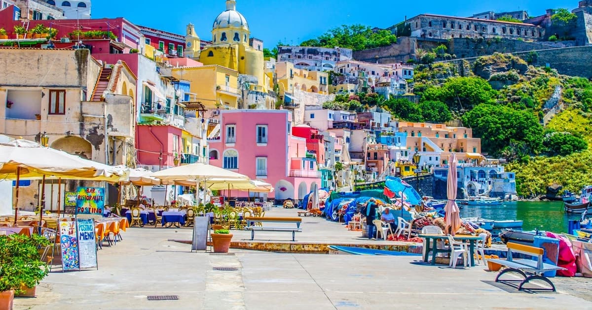 From Naples: Procida Day Trip with Ferry Tickets & Lunch