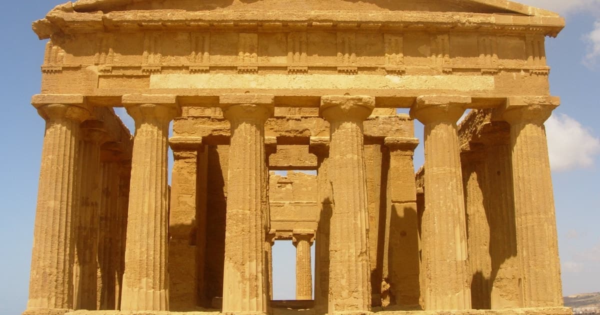 From Taormina: Valley of The Temples & Piazza Armerina Tour