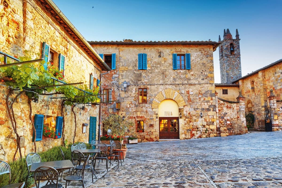 Desde Siena: Chianti y Castillos con Degustación de Vinos