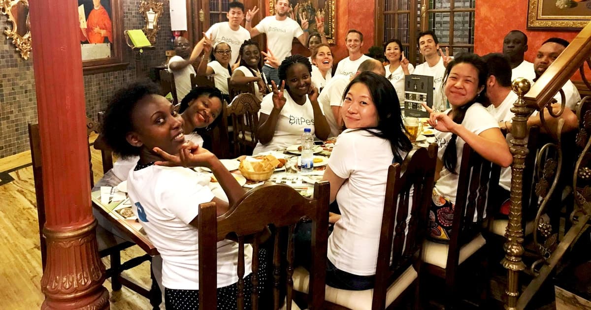 Tour de misterio y tapas en Madrid + bar de moda