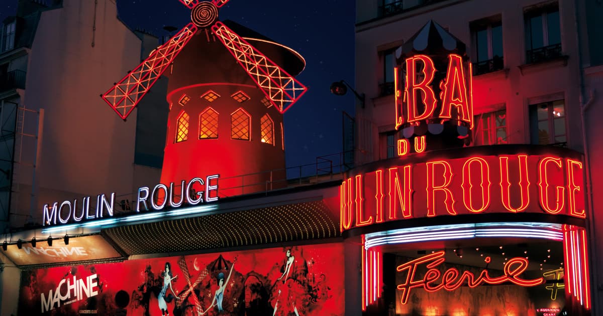 París: cena de Navidad y espectáculo en el Moulin Rouge