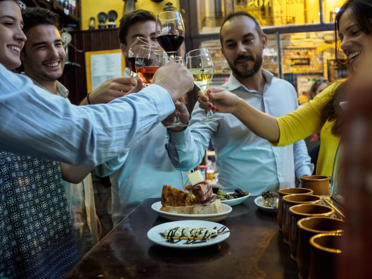 Zaragoza: tour a pie nocturno de tapas por el Casco Viejo