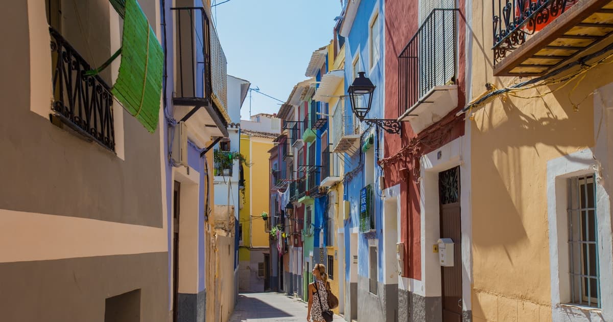 Alicante Charming Villages Tour: Villajoyosa and Altea