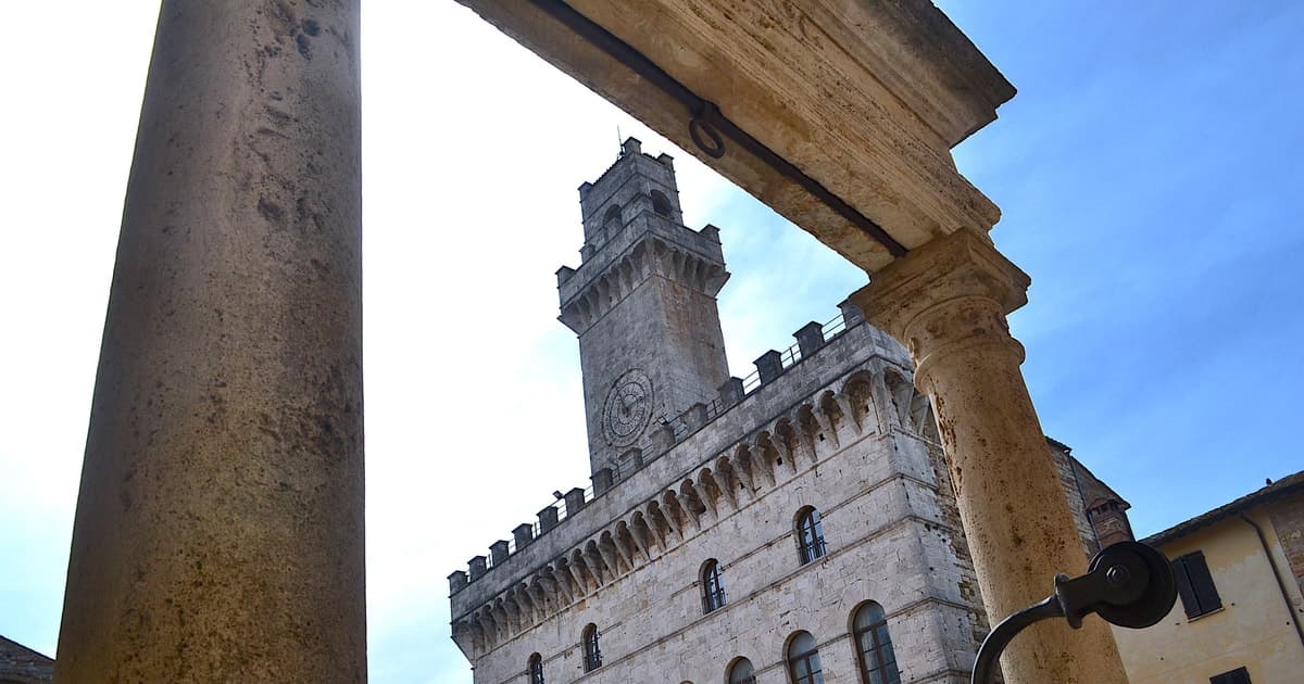 Montepulciano Wine & Cheese Tour with Lunch from Florence