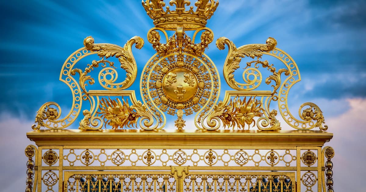 From Paris: Versailles Palace & Gardens with Transportation