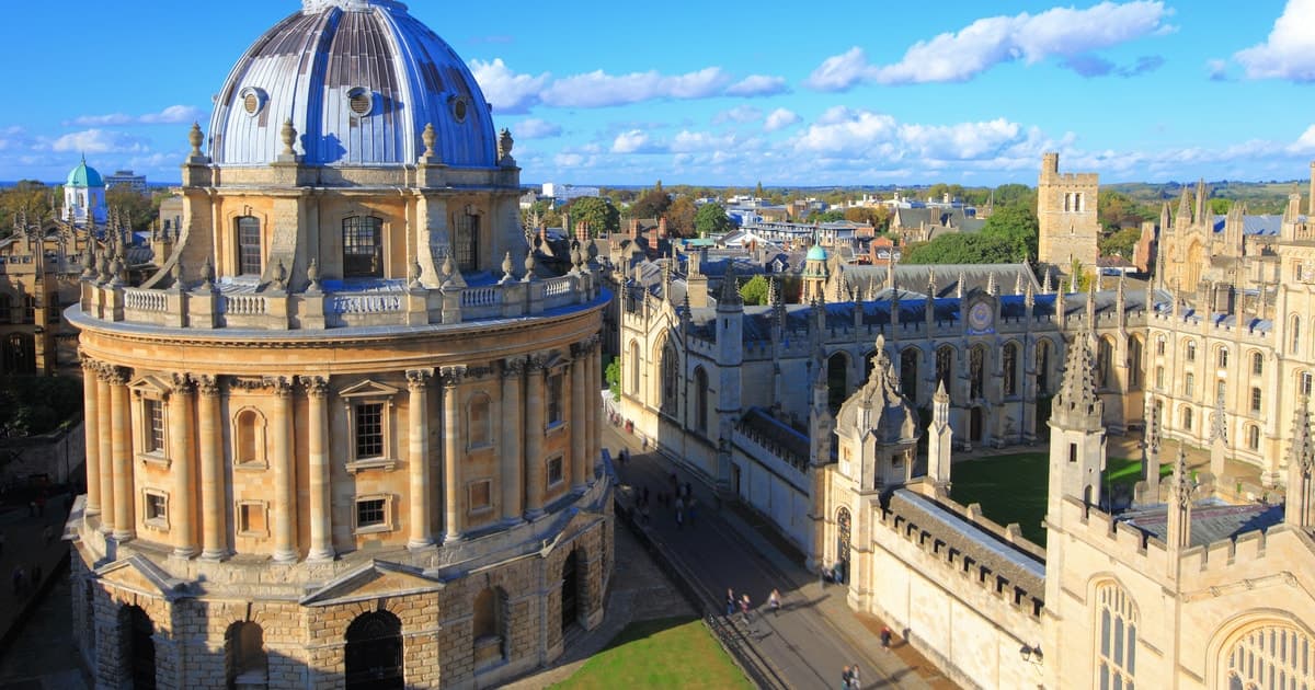 London: Oxford, Stratford, Cotswolds, and Warwick Day Trip