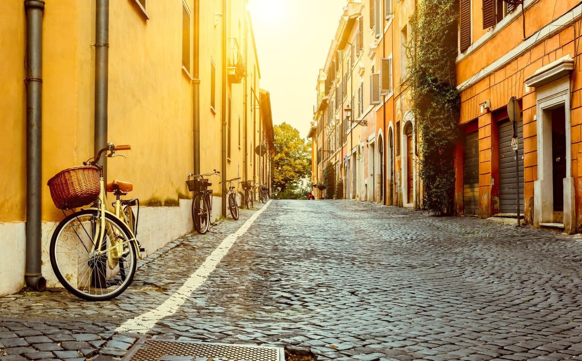 Roma: tour a pie al amanecer y opción privada