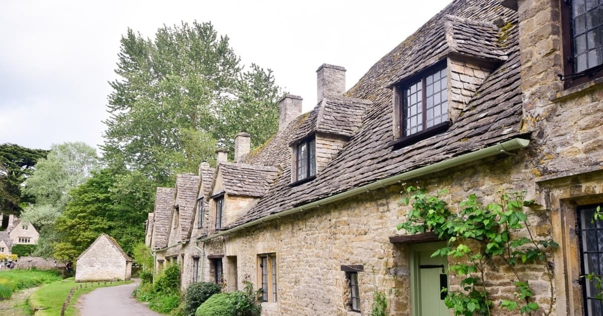 From London: Cotswolds Villages Small Group Day Tour