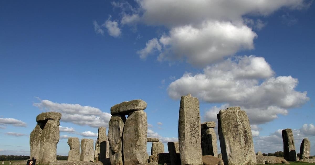 From London: Stonehenge and Oxford Day Tour With Admission