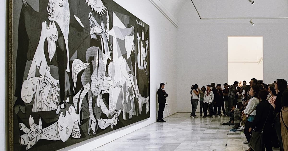 Obras maestras del Museo Reina Sofía: visita guiada para hasta 6 personas