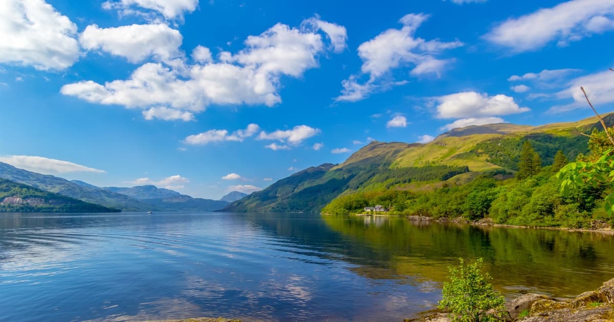 From Edinburgh: Loch Lomond, Stirling Castle & The Kelpies