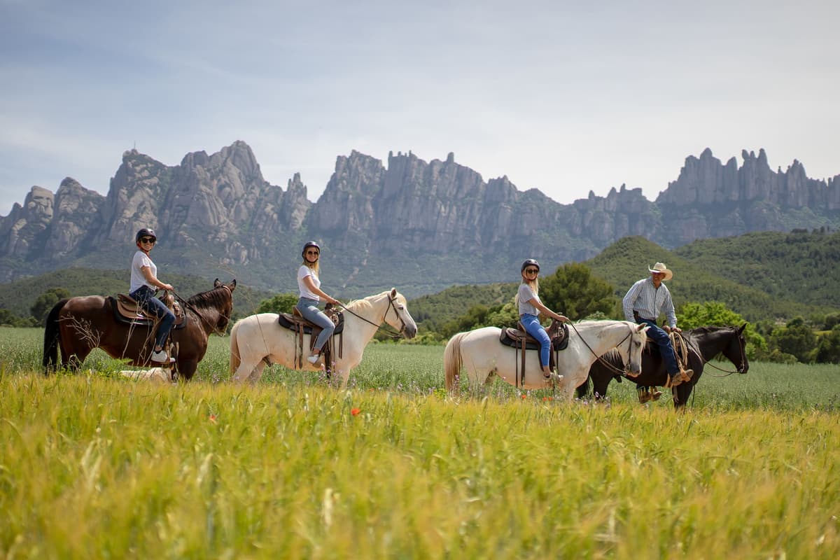 Barcelona: Montserrat & Horse Riding Small-Group Tour