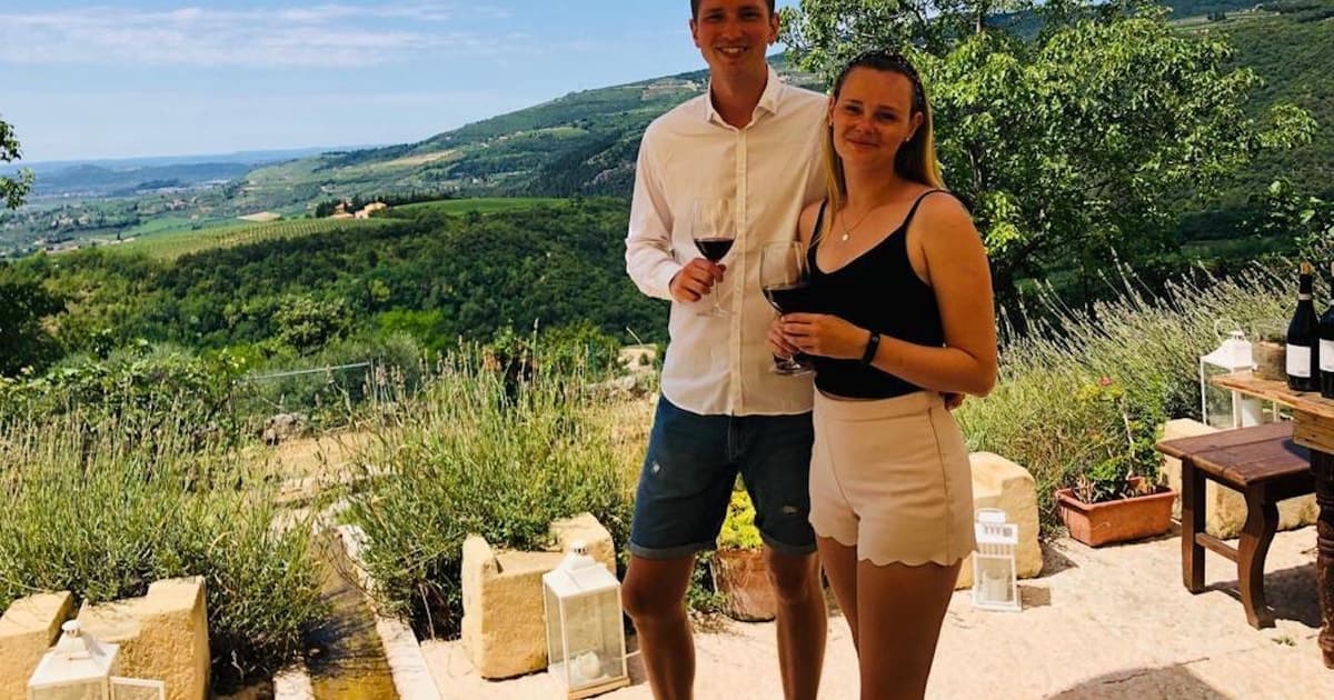Verona: Vineyard and Winery Tour with Wine Tasting