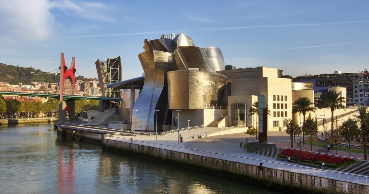 Bilbao: Visita guiada a pie Clásica y Moderna con Pintxos