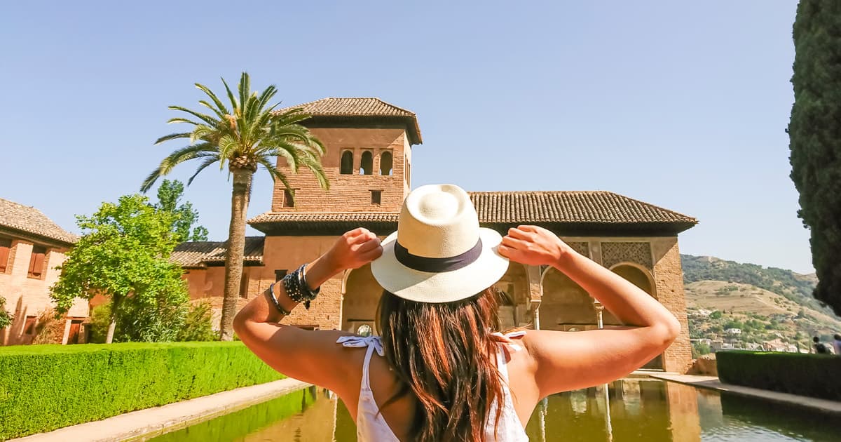 Alhambra: visita rápida a los jardines del Generalife y la Alcazaba