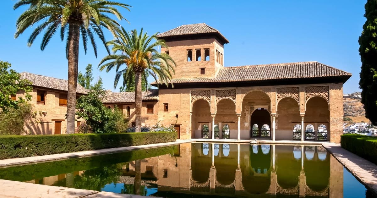 Granada: Alhambra y Generalife Tour Privado Rápido