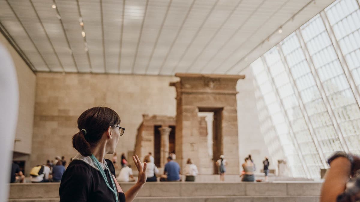 NYC: Meet the Met – Extended 3hr Small-Group Tour