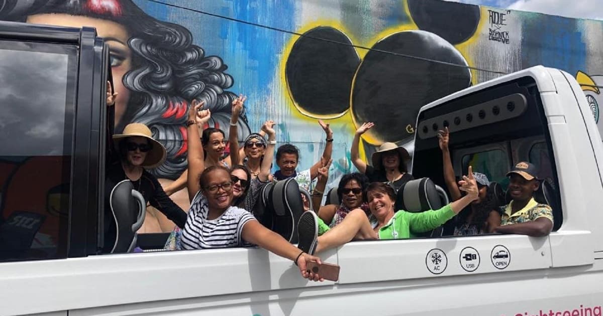 Miami Sightseeing Tour in a Convertible Bus (French)