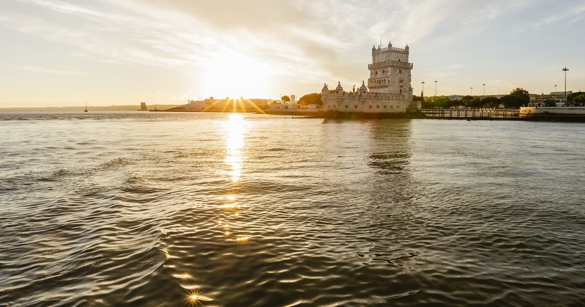 Lisbon: Sunset Tagus River Cruise