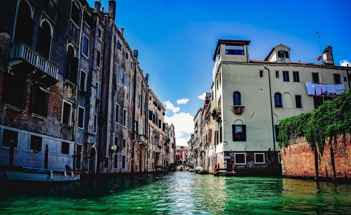 Tour a pie de Venecia en privado y paseo en góndola