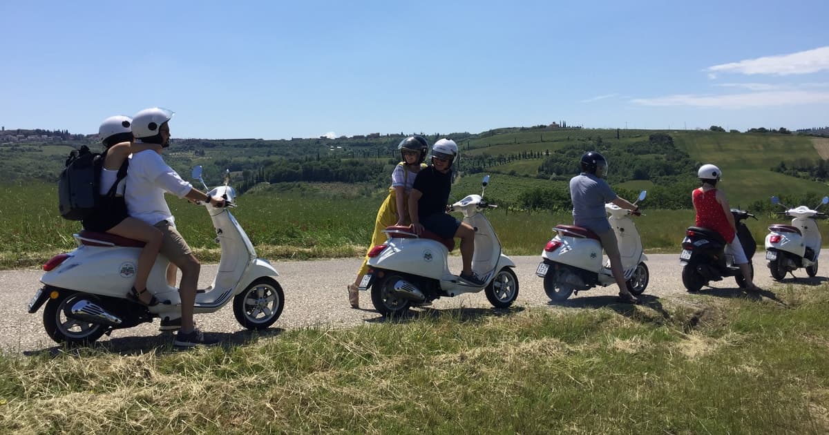 Florence: Full-Day Tuscany Vespa Tour in Chianti