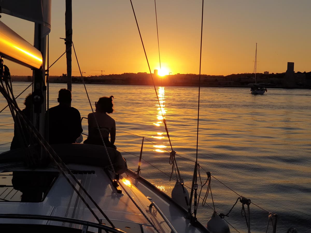 Private Sunset Boat Cruise in Lisbon with Portuguese Wine