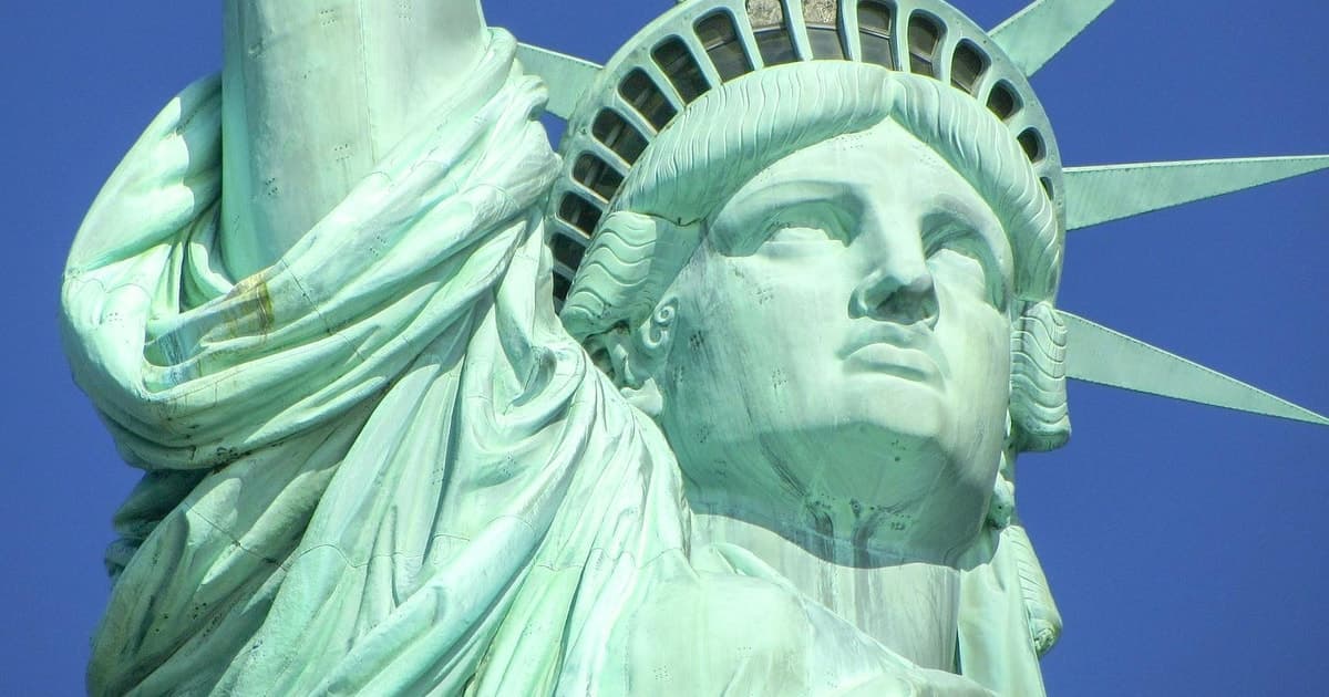 NYC Statue City Cruises: Official Statue of Liberty Tickets