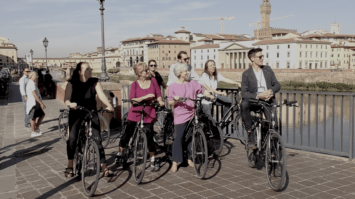 Florence: Guided Bike Tour with Piazzale Michelangelo