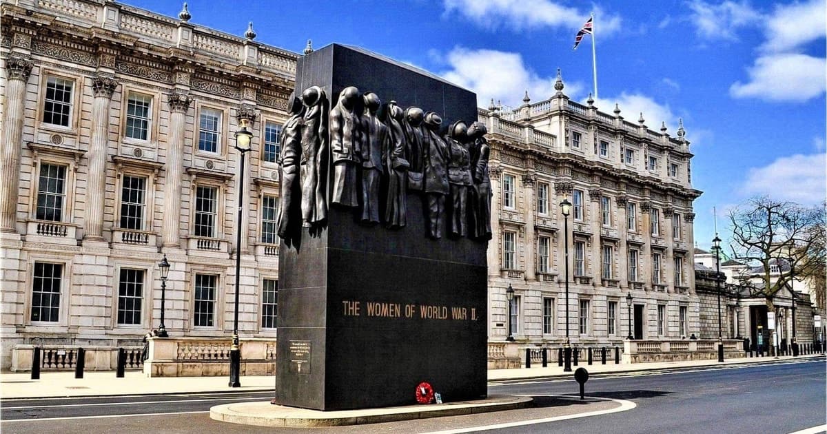 Wartime London Walking Tour with Churchill War Rooms option