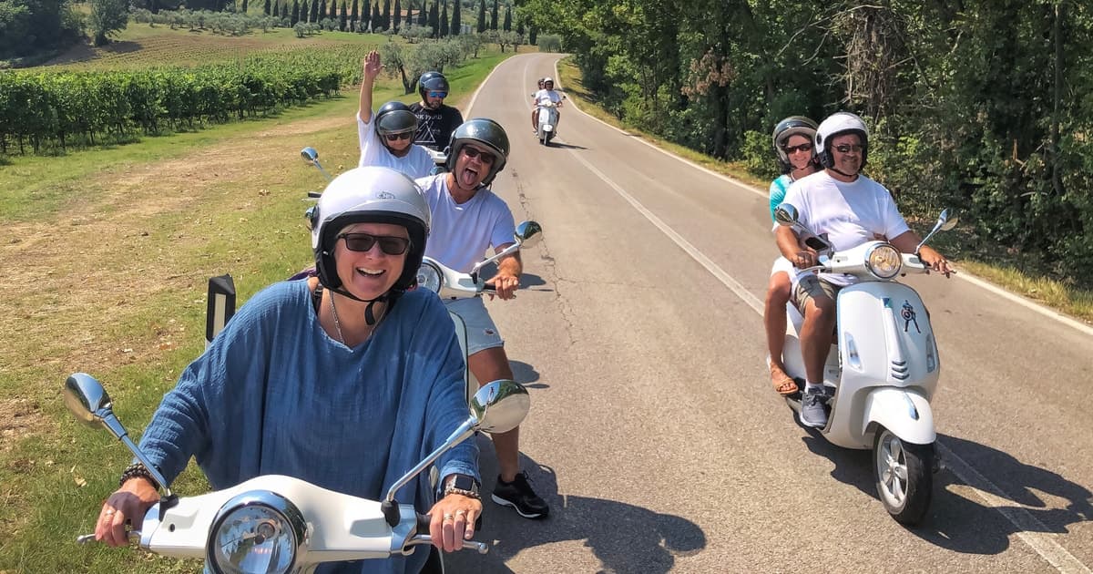 Florence: Chianti Sunset Vespa Tour with Wine & Oil Tasting