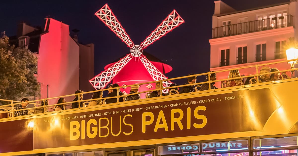 París: Big Bus Tour nocturno panorámico en autobús descapotable