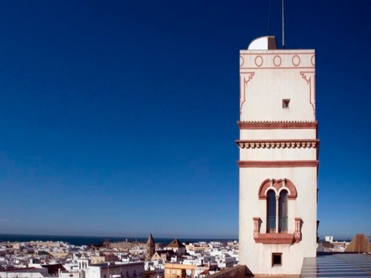 Cádiz: tour a pie por la ciudad a la Torre Tavira y la catedral
