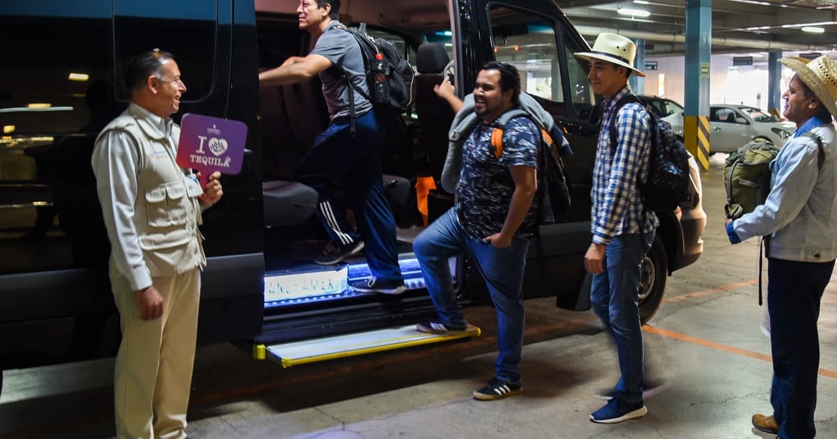 Desde Guadalajara: tour por la ruta del tequila con degustación