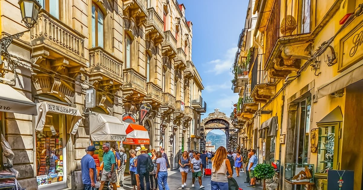 Desde Palermo: excursión de 1 día al monte Etna o al Etna y Taormina