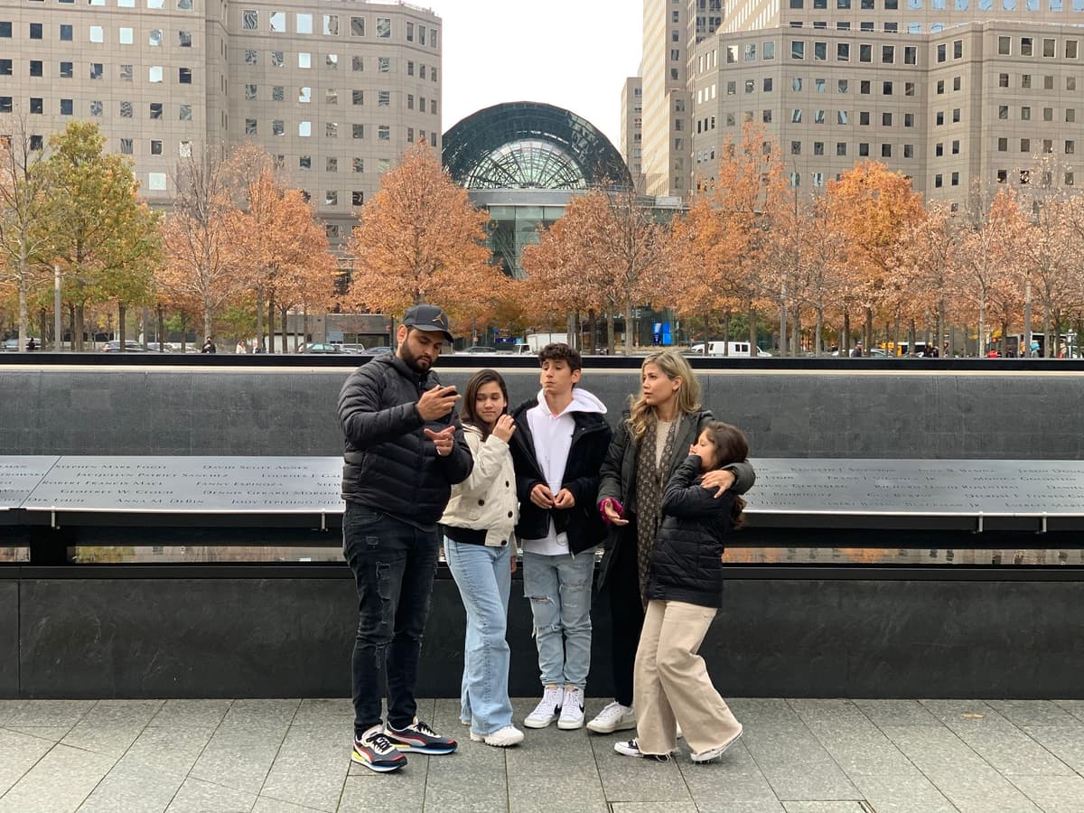 New York City: 9/11 Memorial - Ground Zero Walking Tour