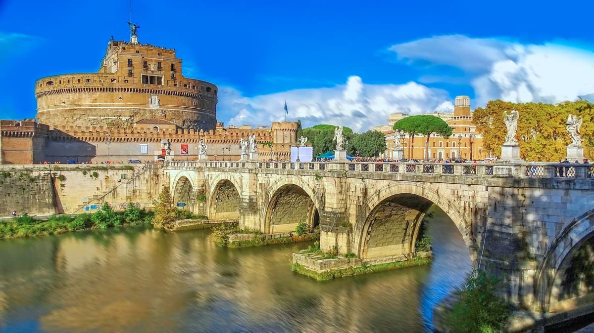 Roma: Visita guiada en grupo reducido al Castillo de Sant'Angelo